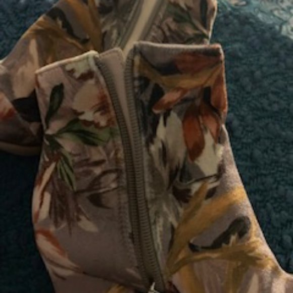 Booties - Picture 4 of 4